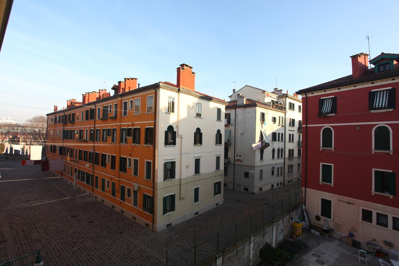 Ca' Santa Marta Apartment Βενετία Εξωτερικό φωτογραφία